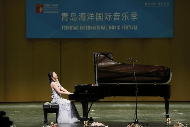 青岛海洋国际音乐季，董霏霏、朱傲文钢琴独奏音乐会成功上演(图2)