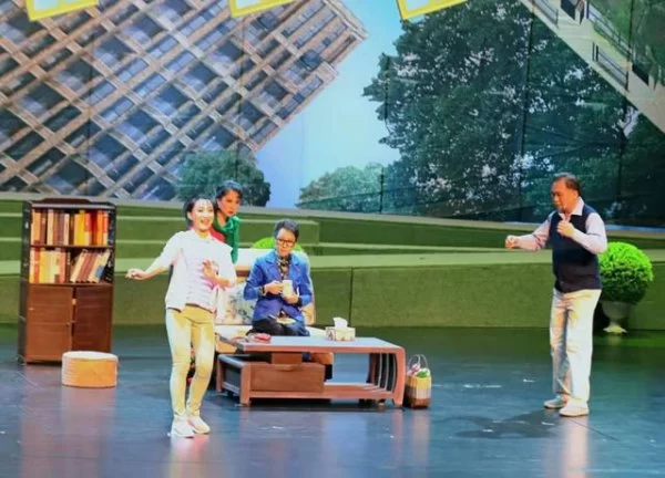 红色轻骑兵 扶贫大爱戏：山西省曲艺团原创喜剧《枣花》晋京展演反响热烈