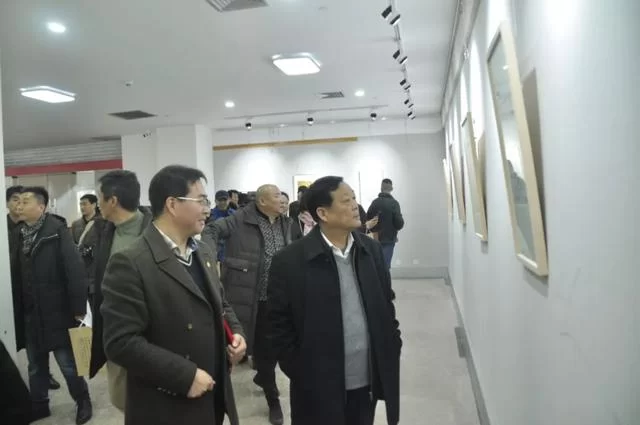“古彭形胜.岳继承书法作品展”在徐州市图书馆开幕(图7) “古彭形胜.岳继承书法作品展”在徐州市图书馆开幕(图7)