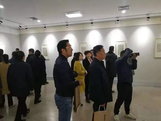 “古彭形胜．岳继承书法作品展”在徐州市图书馆开幕(图10)