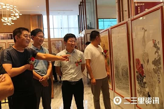 榆林可赏莲,何须下江南!阳光紫郡荷花节暨名家国画展盛大启幕(图3) 榆林可赏莲,何须下江南!阳光紫郡荷花节暨名家国画展盛大启幕(图3)