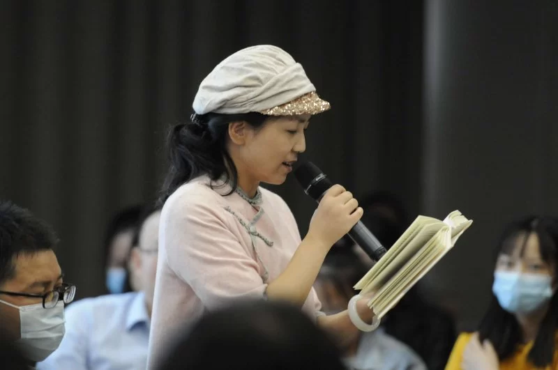 乡情细语里饱含浓重的人文情怀—— 牙韩彰散文集《屈指家山》受壮乡读者关注(图5) 乡情细语里饱含浓重的人文情怀—— 牙韩彰散文集《屈指家山》受壮乡读者关注(图5)