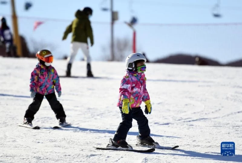 中国“冰雪之约”许未来以光明(图3) 中国“冰雪之约”许未来以光明(图3)