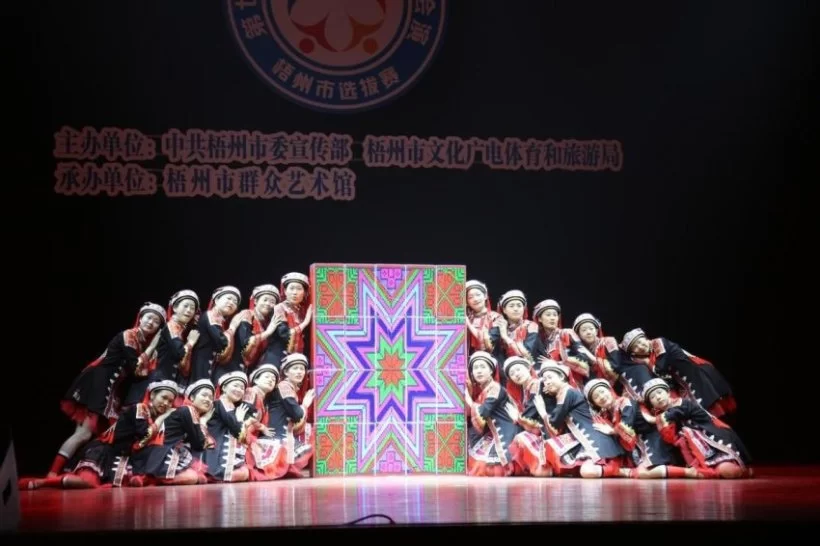 广西：以基层群众文艺会演为抓手，推动基层群众文化蓬勃发展(图2)