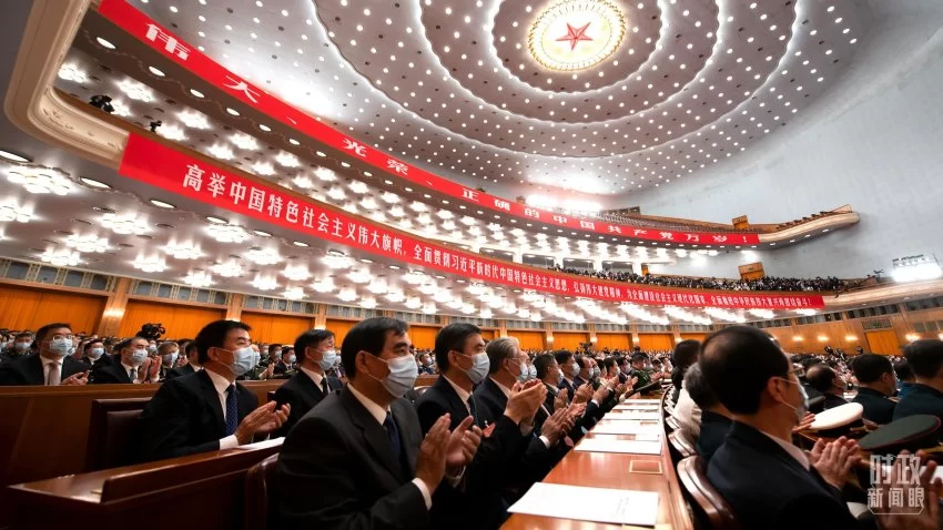 时政新闻眼丨习近平主席第10次发表新年贺词:“让明天的中国更美好”(图7) 习近平主席第10次发表新年贺词:“让明天的中国更美好”(图7)