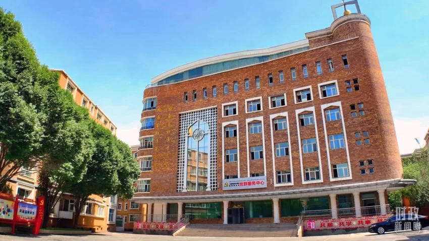 时政新闻眼丨习近平主席第10次发表新年贺词:“让明天的中国更美好”(图11) 习近平主席第10次发表新年贺词:“让明天的中国更美好”(图11)