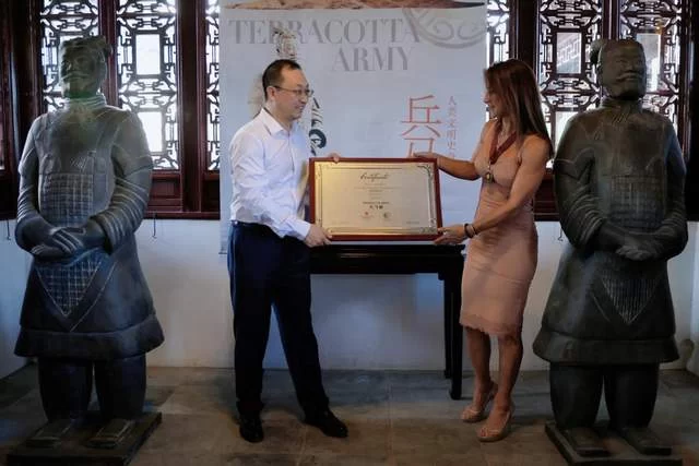 展现千年古都文化自信 西安扩大国际交流朋友圈(图5) 展现千年古都文化自信 西安扩大国际交流朋友圈(图5)