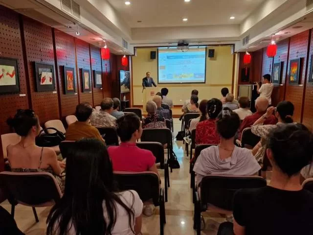 展现千年古都文化自信 西安扩大国际交流朋友圈(图12) 展现千年古都文化自信 西安扩大国际交流朋友圈(图12)