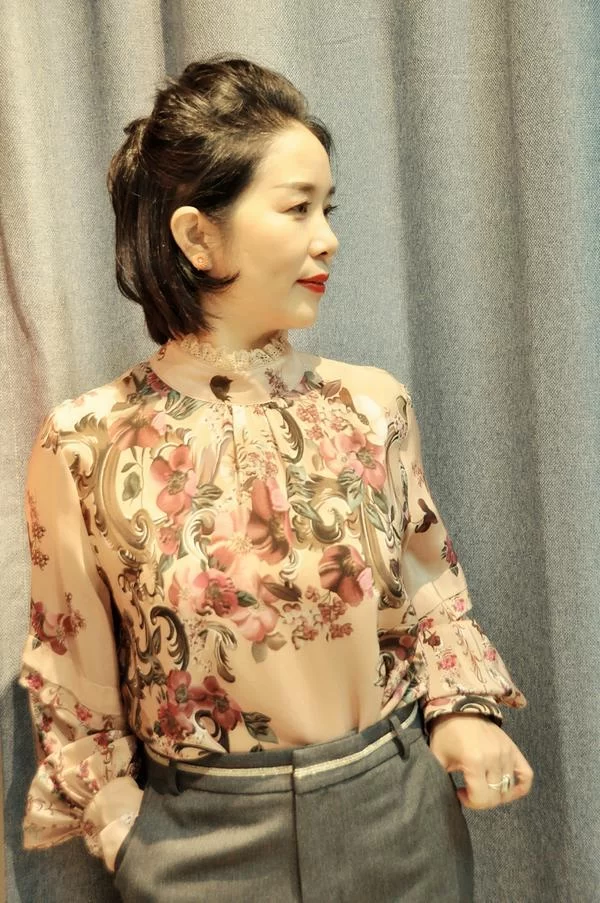 冉晓檬:成都时尚界"美丽低成本"的倡导者和引领者(图1) 冉晓檬:成都时尚界"美丽低成本"的倡导者和引领者(图1)