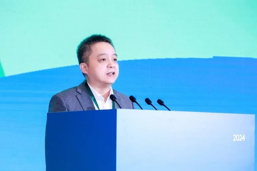 低碳引领 规划先行 产教融合 共创未来——首届城市新能源高峰论坛开幕(图4) 低碳引领 规划先行 产教融合 共创未来——首届城市新能源高峰论坛开幕(图4)