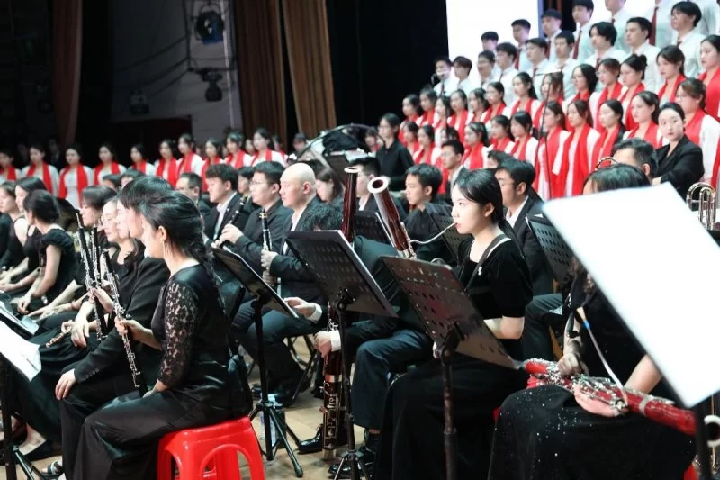 2024年度国家艺术基金资助项目——交响乐《玛纳斯》在江西师范大学音乐学院上演(图5) 2024年度国家艺术基金资助项目——交响乐《玛纳斯》在江西师范大学音乐学院上演(图5)