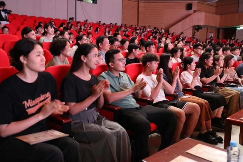 2024年度国家艺术基金资助项目——交响乐《玛纳斯》在江西师范大学音乐学院上演(图10) 2024年度国家艺术基金资助项目——交响乐《玛纳斯》在江西师范大学音乐学院上演(图10)