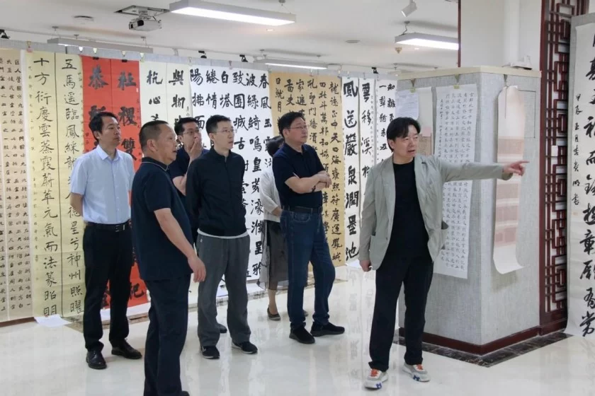 “致中和,书中轴”2024北京中轴线文创大赛书法赛道终评圆满结束(图9) “致中和,书中轴”2024北京中轴线文创大赛书法赛道终评圆满结束(图9)