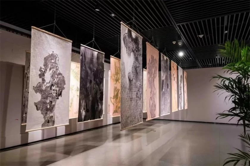 纸上 Sur Papier——姜竹青&弗朗辛·穆里双人展在芜湖市博物馆盛大开幕(图19) 纸上 Sur Papier——姜竹青&弗朗辛·穆里双人展在芜湖市博物馆盛大开幕(图19)