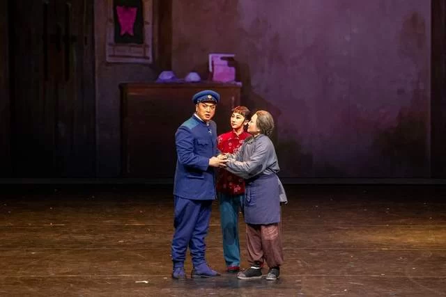 文化和旅游部老干部庆祝中华人民共和国成立75周年经典剧目文艺演出成功举办(图8) 文化和旅游部老干部庆祝中华人民共和国成立75周年经典剧目文艺演出成功举办(图8)