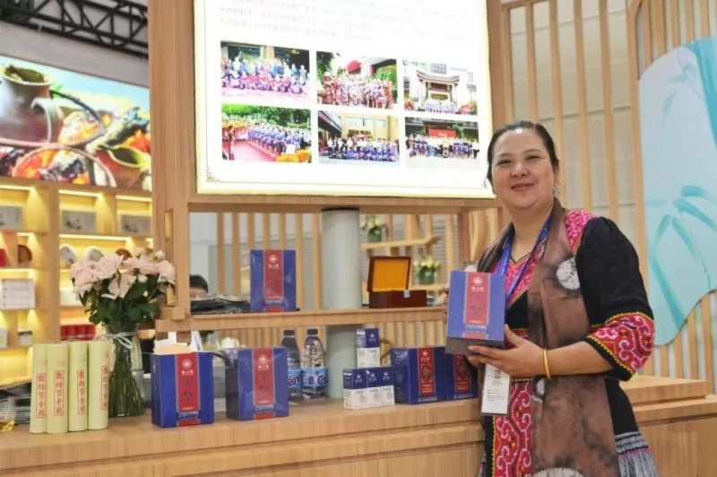 “有一种叫云南的生活”展区璀璨亮相2024中国文化旅游产业博览会(图9) “有一种叫云南的生活”展区璀璨亮相2024中国文化旅游产业博览会(图9)