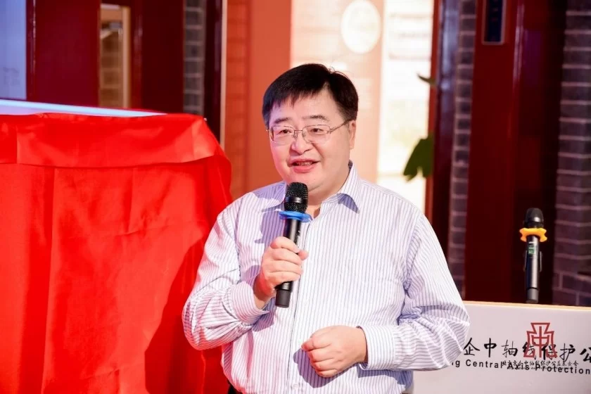 北京中轴线桥梁展开幕,中国紫檀博物馆天安门城楼模型正式亮相(图2) 北京中轴线桥梁展开幕,中国紫檀博物馆天安门城楼模型正式亮相(图2)