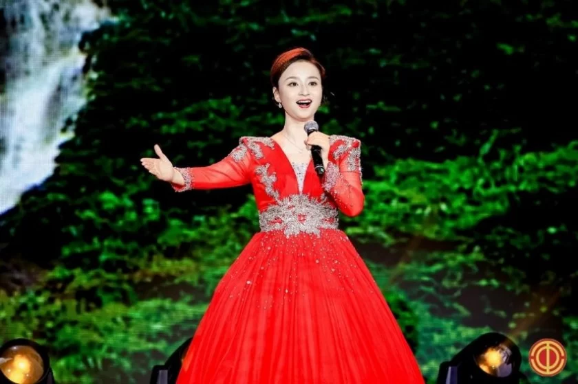 海淀职工庆祝中华人民共和国成立75周年文艺汇演成功举行(图4) 海淀职工庆祝中华人民共和国成立75周年文艺汇演成功举行(图4)