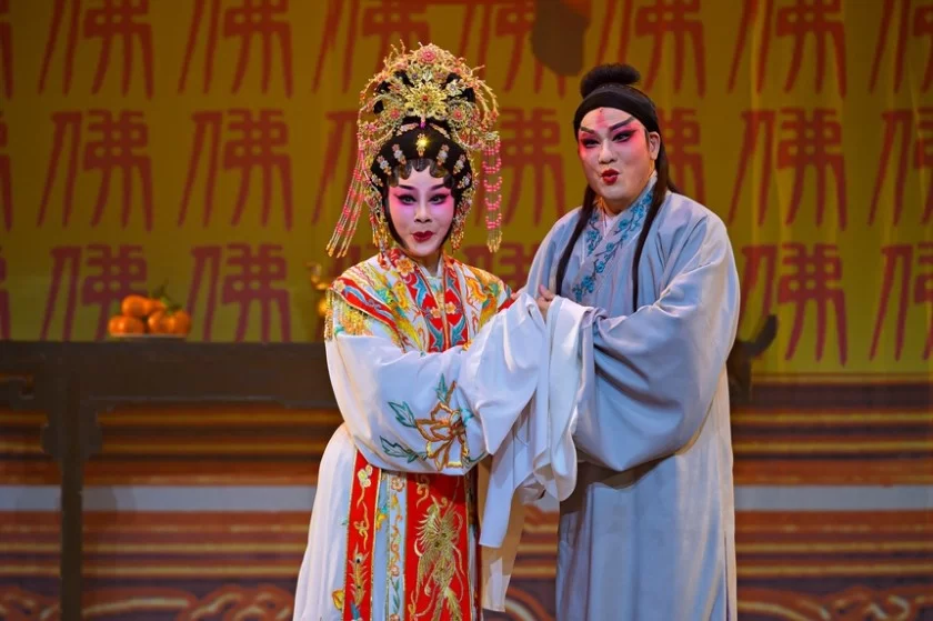 第十二届广西剧展上演红派艺术经典——粤剧《刁蛮公主戆驸马》(图3) 第十二届广西剧展上演红派艺术经典——粤剧《刁蛮公主戆驸马》(图3)