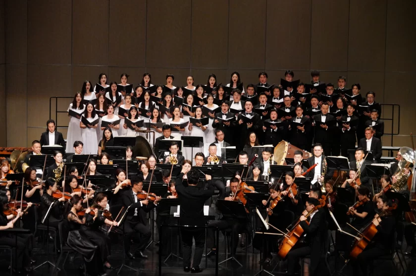 以民族风情唱响英雄史诗(图1) 以民族风情唱响英雄史诗(图1)