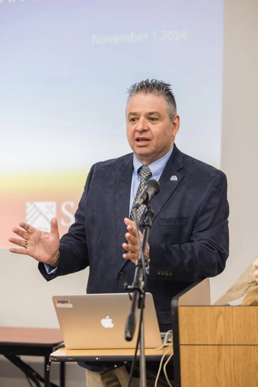 2024“艺术与生命”国际艺术邀请展  暨第十届“生命艺术现象学”学术论坛在美国圣彼得大学举行(图2) 2024“艺术与生命”国际艺术邀请展暨第十届“生命艺术现象学”学术论坛在美国圣彼得大学举行(图2)