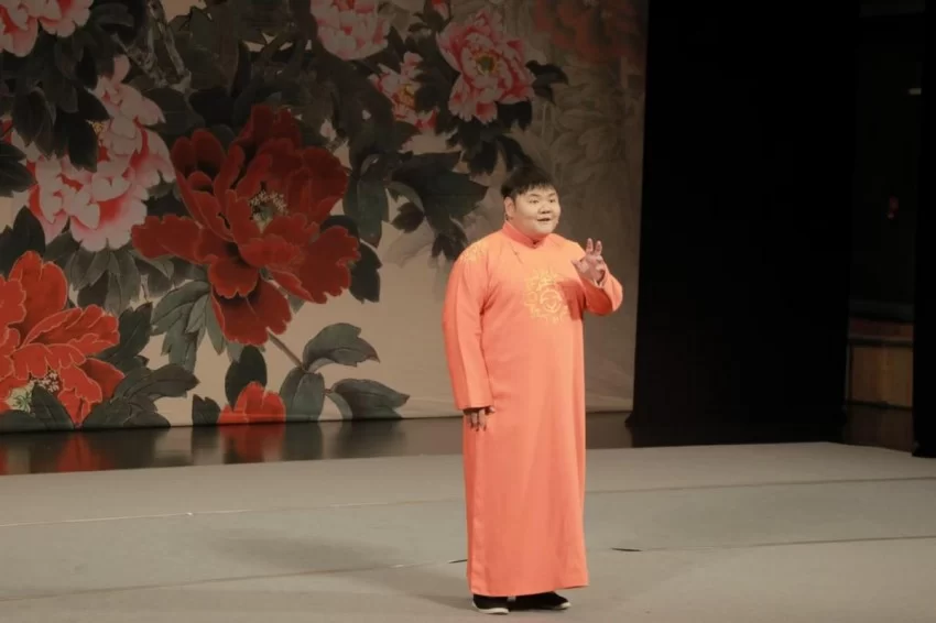 河南戏曲六进清华大学 师生与艺术家“尖锐”对话(图6) 河南戏曲六进清华大学 师生与艺术家“尖锐”对话(图6)