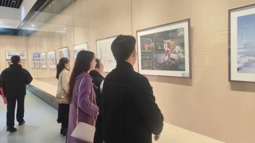  “大美伊春·魅力丰林”冬季风光摄影展走进广东茂名(图3)