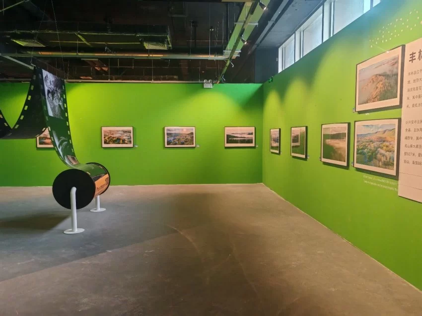 北国风光 邂逅鹏城——“大美伊春·魅力丰林”四季风光摄影作品展登陆深圳(图4) 北国风光 邂逅鹏城——“大美伊春·魅力丰林”四季风光摄影作品展登陆深圳(图4)