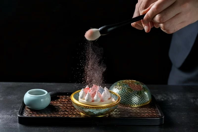 将文化底蕴注入餐饮,春风十里.俏江南让“国潮艺术”秀色可餐(图5) 将文化底蕴注入餐饮,春风十里.俏江南让“国潮艺术”秀色可餐(图5)