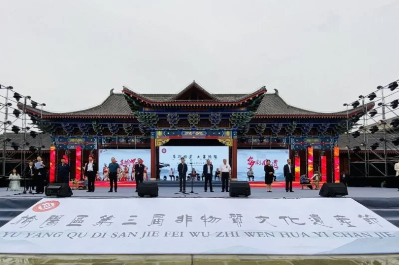 搭建展示平台，推动传承保护——陕西榆阳第三届非物质文化遗产节开幕(图1)