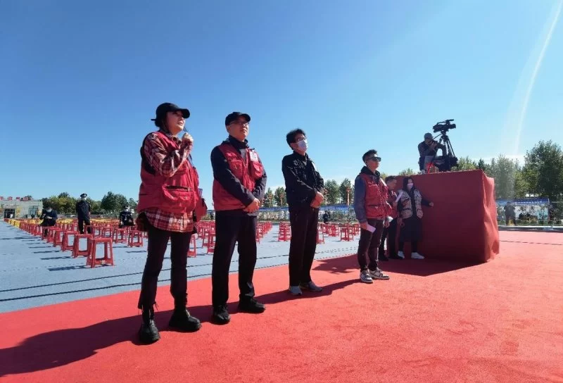 2021中国农民丰收节举办，金响《庆丰收 感党恩》唱出农民心声(图3)